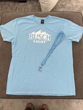 NEW Busch Light Hanes Perfect Light Blue Graphic Men’s T-Shirt Sz XL & Lanyard